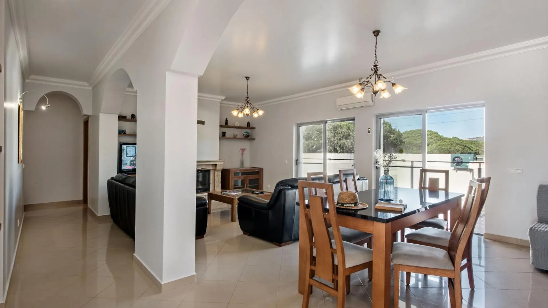 Holiday Home Meu Cantinho By Interhome Salir 0*,  Portugália